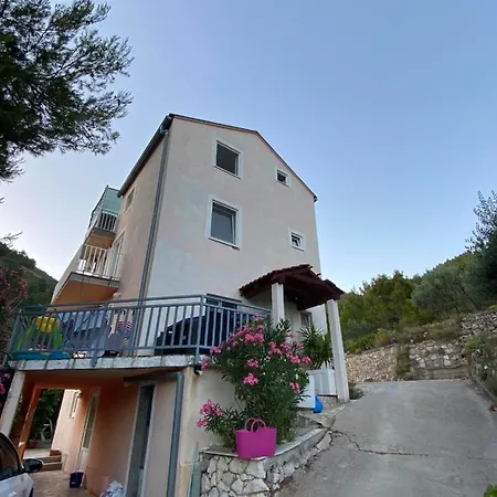 شقة Apartman Ana *