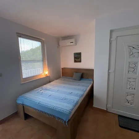 Apartman Ana شقة Žuljana